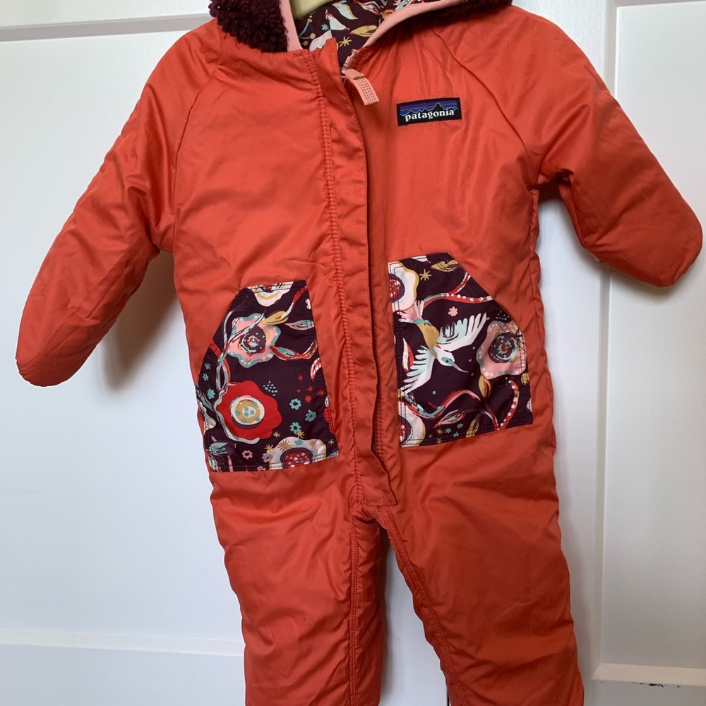 Patagonia Infant Reversible Puff-Ball Bunting